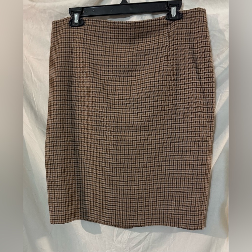 Jones New York wool skirt